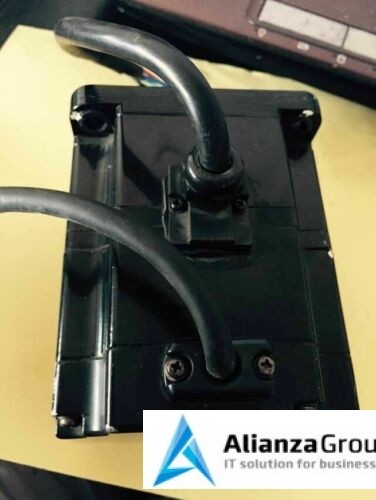 Сервомотор Yaskawa SGMPH-01AAE4CD