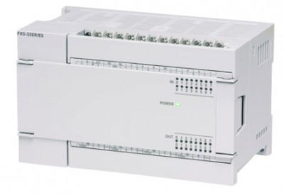 ПЛК: Модули ввода/вывода FX5-32ET/DSS Mitsubishi FX5 Power Distribution Module 16 Inputs, 16 Outputs 1.6 A 24 V dc, 150 x 90 x 83 mm
